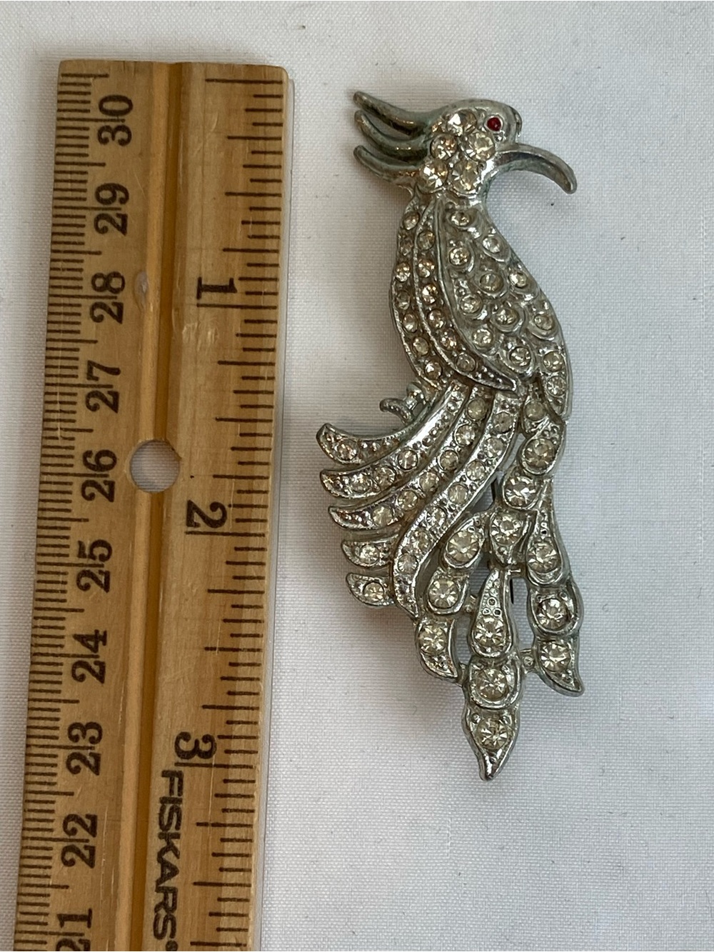 (3) Rhinestone brooch bundle - Picture 5 of 5